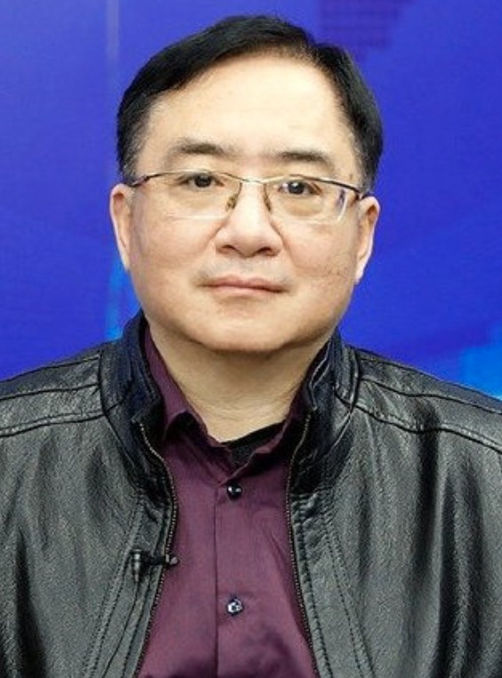 李晨